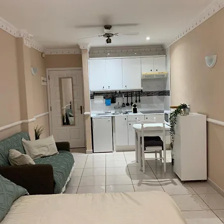 ¡encantador Estudio Con Vistas! Edificio Albatros